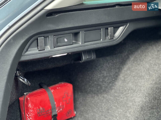 Шкода Октавия 2020 в Киеве на Automoto.ua Серый Шкода Октавия, объемом двигателя 1.97 л и пробегом 227 тыс. км за 20500 $, фото 40 на Automoto.ua