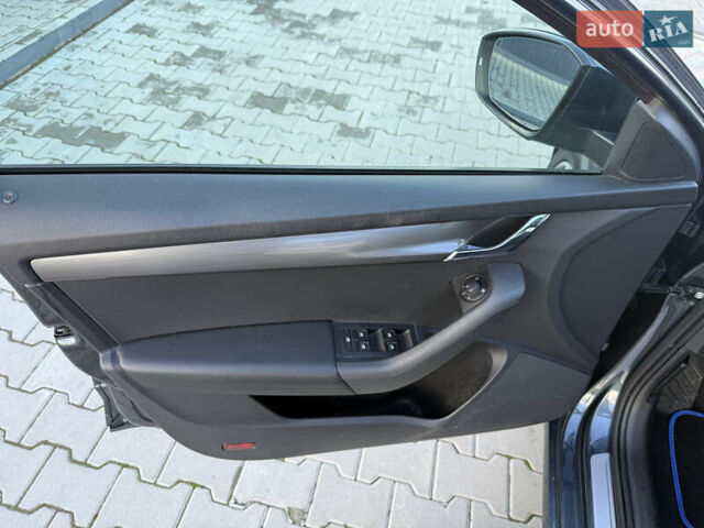 Серый Шкода Октавия, объемом двигателя 1.61 л и пробегом 230 тыс. км за 13900 $, фото 9 на Automoto.ua