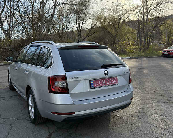 Серый Шкода Октавия, объемом двигателя 2 л и пробегом 182 тыс. км за 15300 $, фото 2 на Automoto.ua