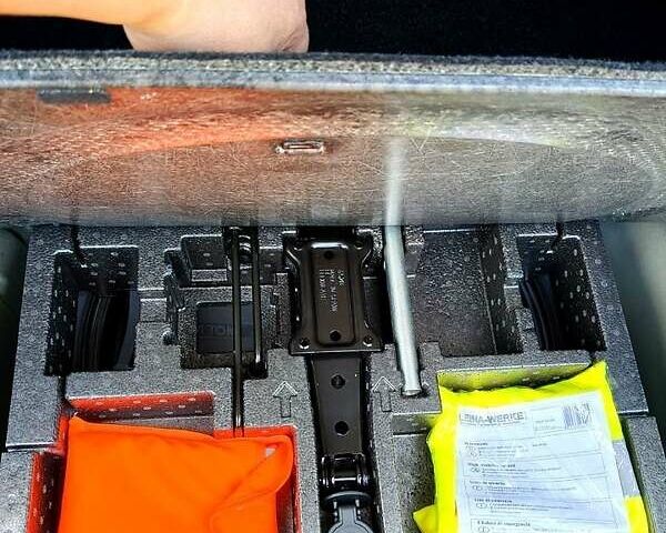 Сірий Шкода Октавія, об'ємом двигуна 2 л та пробігом 209 тис. км за 23500 $, фото 5 на Automoto.ua