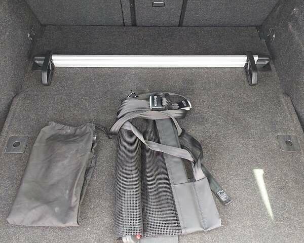 Серый Шкода Октавия, объемом двигателя 2 л и пробегом 206 тыс. км за 22700 $, фото 89 на Automoto.ua