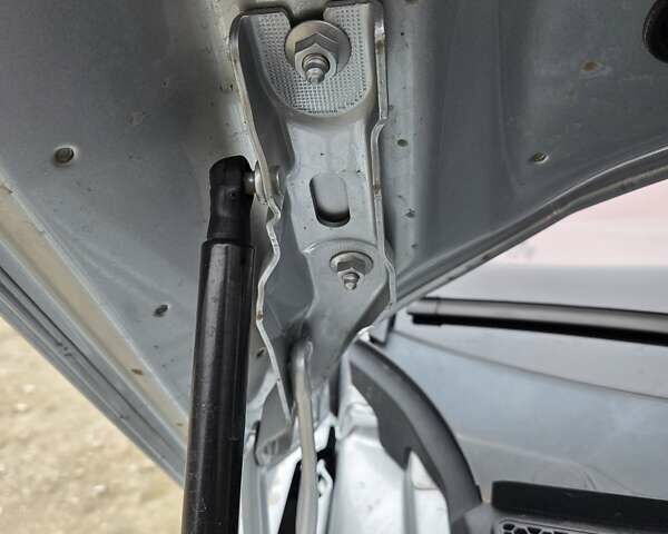 Сірий Шкода Октавія, об'ємом двигуна 1.97 л та пробігом 193 тис. км за 21200 $, фото 35 на Automoto.ua