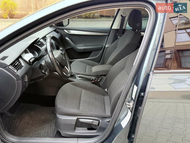 Серый Шкода Октавия, объемом двигателя 1.97 л и пробегом 283 тыс. км за 17499 $, фото 83 на Automoto.ua