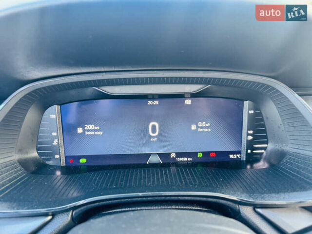 Сірий Шкода Октавія, об'ємом двигуна 2 л та пробігом 157 тис. км за 19999 $, фото 31 на Automoto.ua