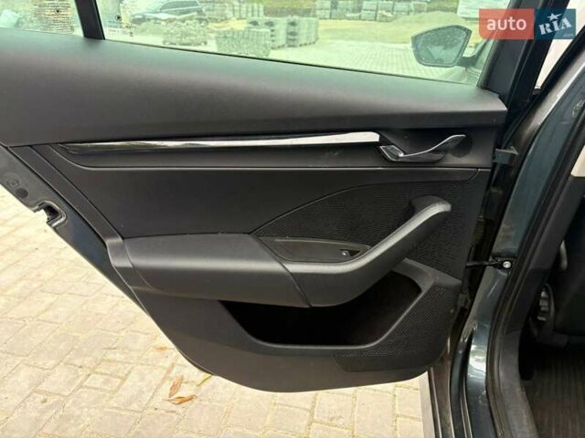 Серый Шкода Октавия, объемом двигателя 0 л и пробегом 136 тыс. км за 14523 $, фото 11 на Automoto.ua