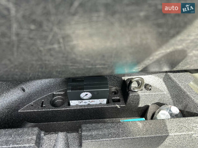 Шкода Октавія 2021 у Луцьку на Automoto.ua Сірий Шкода Октавія, об'ємом двигуна 2 л та пробігом 205 тис. км за 20900 $, фото 55 на Automoto.ua