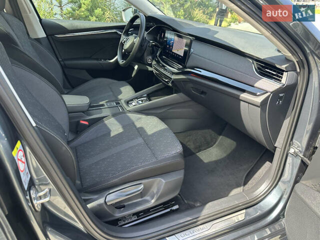 Шкода Октавія 2021 у Луцьку на Automoto.ua Сірий Шкода Октавія, об'ємом двигуна 2 л та пробігом 205 тис. км за 20900 $, фото 39 на Automoto.ua