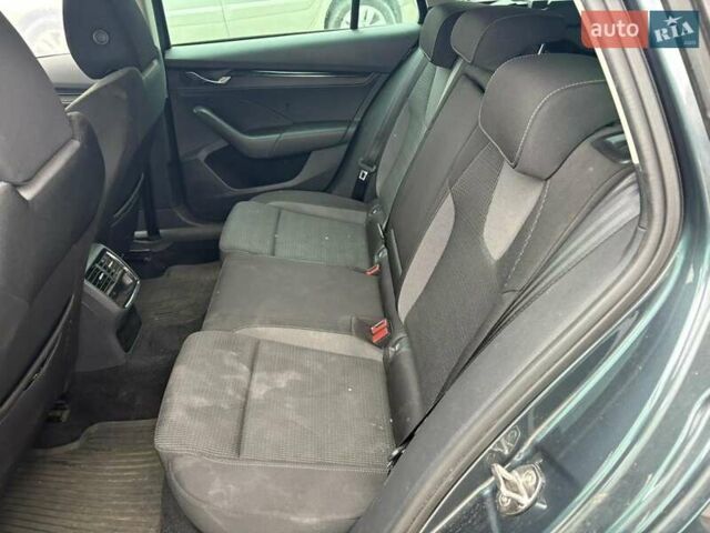 Серый Шкода Октавия, объемом двигателя 0 л и пробегом 136 тыс. км за 14523 $, фото 8 на Automoto.ua