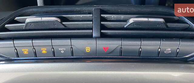 Серый Шкода Октавия, объемом двигателя 1.97 л и пробегом 203 тыс. км за 17950 $, фото 24 на Automoto.ua