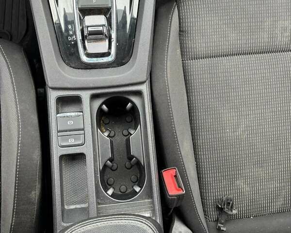 Серый Шкода Октавия, объемом двигателя 0 л и пробегом 136 тыс. км за 14523 $, фото 7 на Automoto.ua