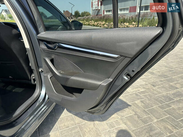 Шкода Октавія 2021 у Луцьку на Automoto.ua Сірий Шкода Октавія, об'ємом двигуна 2 л та пробігом 205 тис. км за 20900 $, фото 50 на Automoto.ua