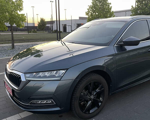 Серый Шкода Октавия, объемом двигателя 1.4 л и пробегом 50 тыс. км за 25900 $, фото 3 на Automoto.ua