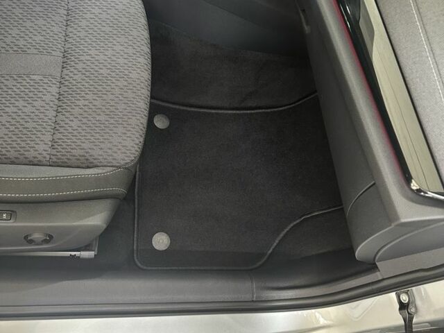 Серый Шкода Октавия, объемом двигателя 2 л и пробегом 151 тыс. км за 23200 $, фото 17 на Automoto.ua