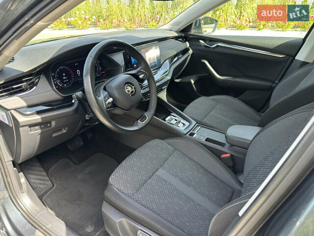 Шкода Октавія 2021 у Луцьку на Automoto.ua Сірий Шкода Октавія, об'ємом двигуна 2 л та пробігом 205 тис. км за 20900 $, фото 31 на Automoto.ua