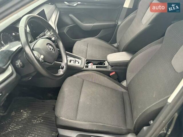 Сірий Шкода Октавія, об'ємом двигуна 1.5 л та пробігом 130 тис. км за 14575 $, фото 4 на Automoto.ua