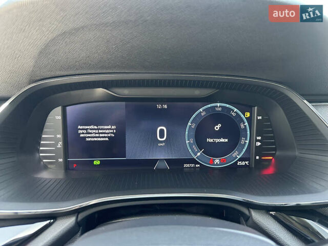 Шкода Октавія 2021 у Луцьку на Automoto.ua Сірий Шкода Октавія, об'ємом двигуна 2 л та пробігом 205 тис. км за 20900 $, фото 64 на Automoto.ua