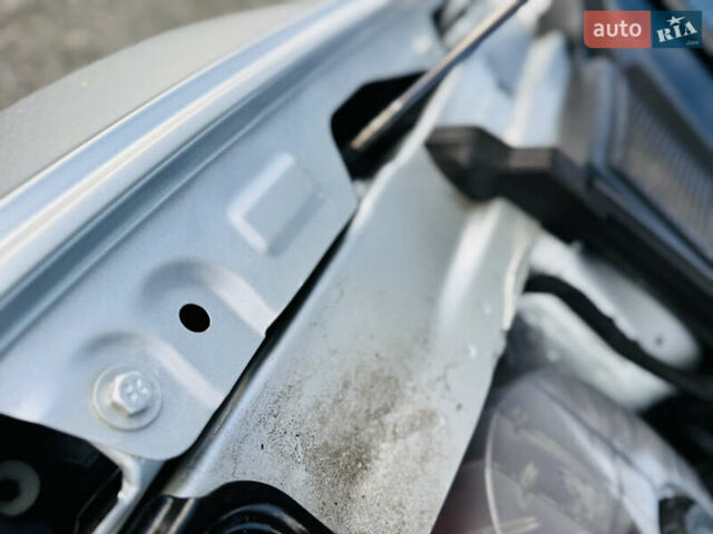 Сірий Шкода Октавія, об'ємом двигуна 2 л та пробігом 157 тис. км за 19999 $, фото 51 на Automoto.ua