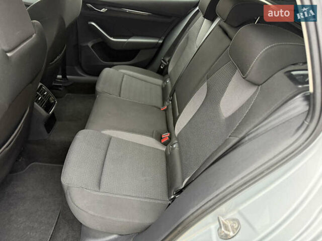 Серый Шкода Октавия, объемом двигателя 2 л и пробегом 247 тыс. км за 22222 $, фото 12 на Automoto.ua