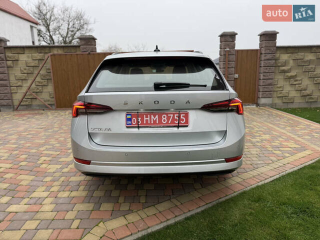 Серый Шкода Октавия, объемом двигателя 2 л и пробегом 247 тыс. км за 22222 $, фото 3 на Automoto.ua