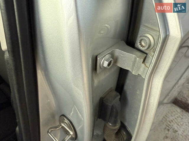 Серый Шкода Октавия, объемом двигателя 1.97 л и пробегом 159 тыс. км за 23700 $, фото 45 на Automoto.ua
