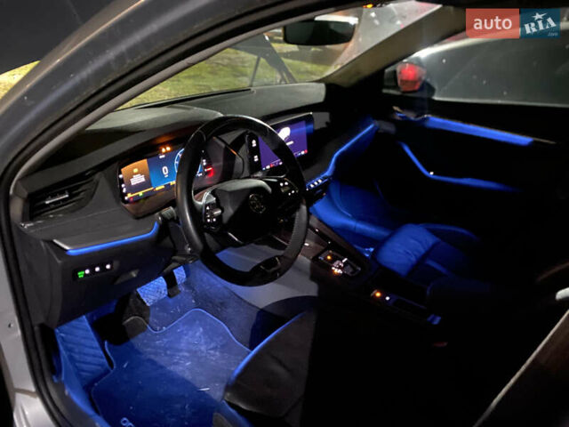 Сірий Шкода Октавія, об'ємом двигуна 1.97 л та пробігом 65 тис. км за 18700 $, фото 90 на Automoto.ua