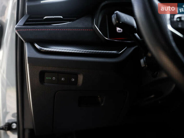 Серый Шкода Октавия, объемом двигателя 2 л и пробегом 210 тыс. км за 29900 $, фото 68 на Automoto.ua