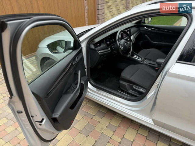 Серый Шкода Октавия, объемом двигателя 2 л и пробегом 247 тыс. км за 22222 $, фото 10 на Automoto.ua