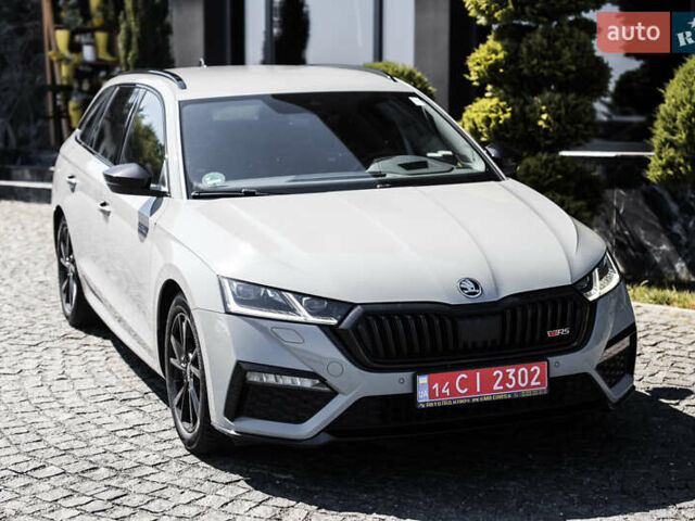 Серый Шкода Октавия, объемом двигателя 2 л и пробегом 210 тыс. км за 29900 $, фото 1 на Automoto.ua