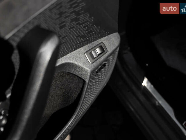 Серый Шкода Октавия, объемом двигателя 2 л и пробегом 210 тыс. км за 29900 $, фото 46 на Automoto.ua