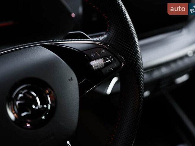 Серый Шкода Октавия, объемом двигателя 2 л и пробегом 210 тыс. км за 29900 $, фото 67 на Automoto.ua