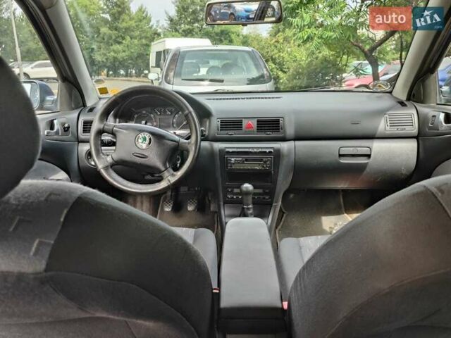 Серый Шкода Октавия, объемом двигателя 1.9 л и пробегом 300 тыс. км за 2300 $, фото 2 на Automoto.ua