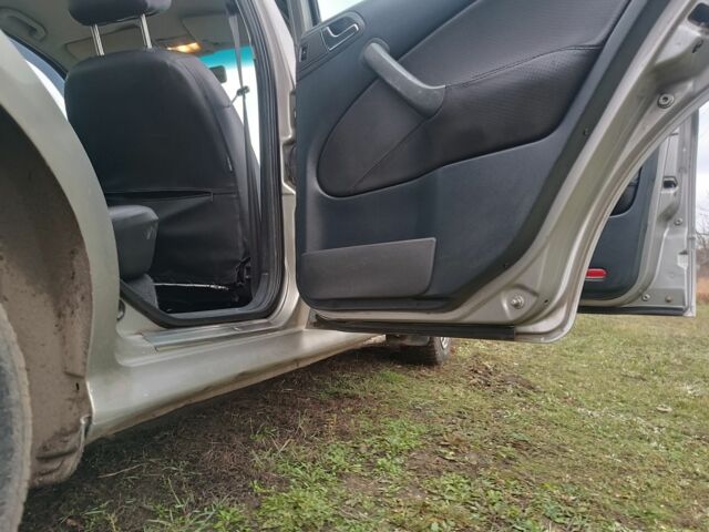 Сірий Шкода Октавія, об'ємом двигуна 1.8 л та пробігом 200 тис. км за 5500 $, фото 4 на Automoto.ua