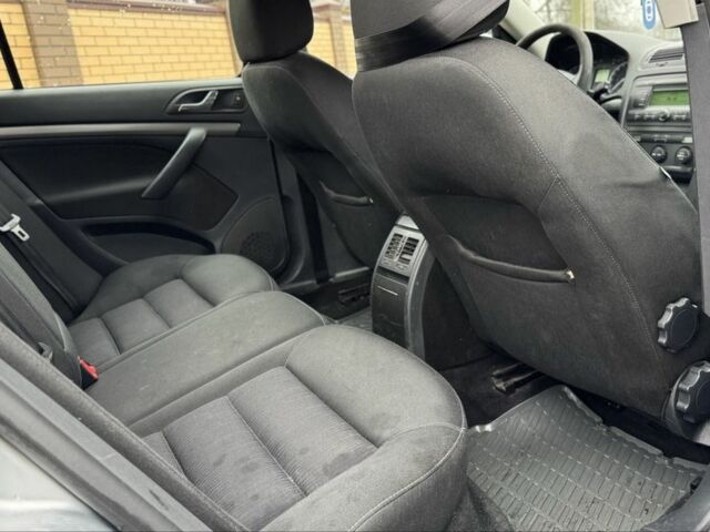 Сірий Шкода Октавія, об'ємом двигуна 2 л та пробігом 300 тис. км за 2999 $, фото 18 на Automoto.ua