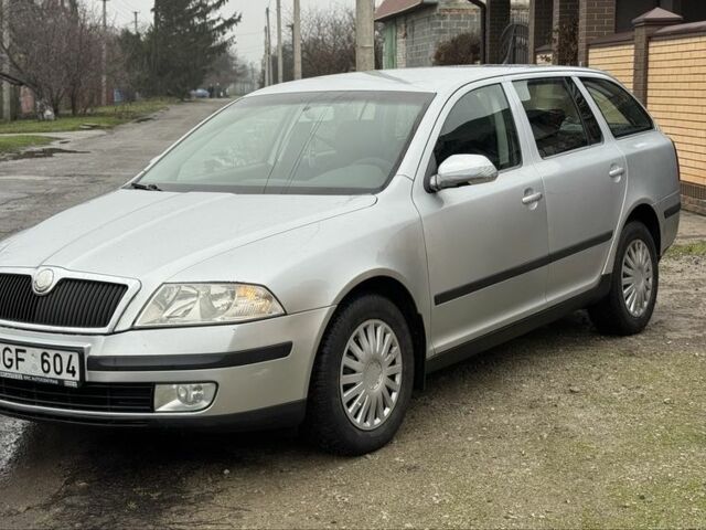 Сірий Шкода Октавія, об'ємом двигуна 2 л та пробігом 300 тис. км за 2999 $, фото 5 на Automoto.ua