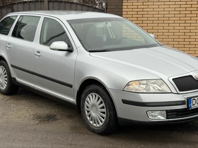 Сірий Шкода Октавія, об'ємом двигуна 2 л та пробігом 300 тис. км за 2999 $, фото 7 на Automoto.ua