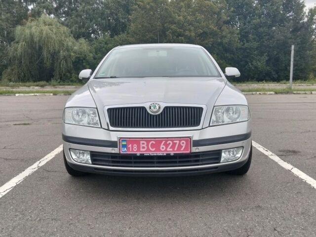 Сірий Шкода Октавія, об'ємом двигуна 1.6 л та пробігом 201 тис. км за 6200 $, фото 1 на Automoto.ua
