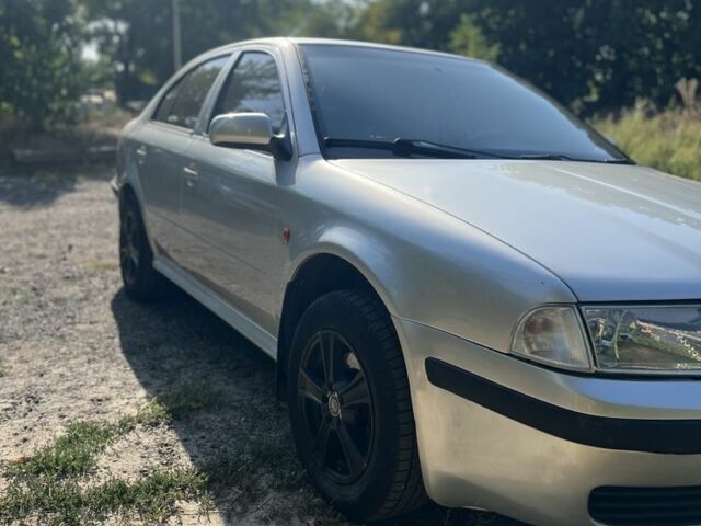 Серый Шкода Октавия, объемом двигателя 1.8 л и пробегом 360 тыс. км за 2999 $, фото 6 на Automoto.ua