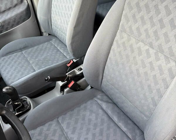 Сірий Шкода Октавія, об'ємом двигуна 1.78 л та пробігом 193 тис. км за 2950 $, фото 23 на Automoto.ua