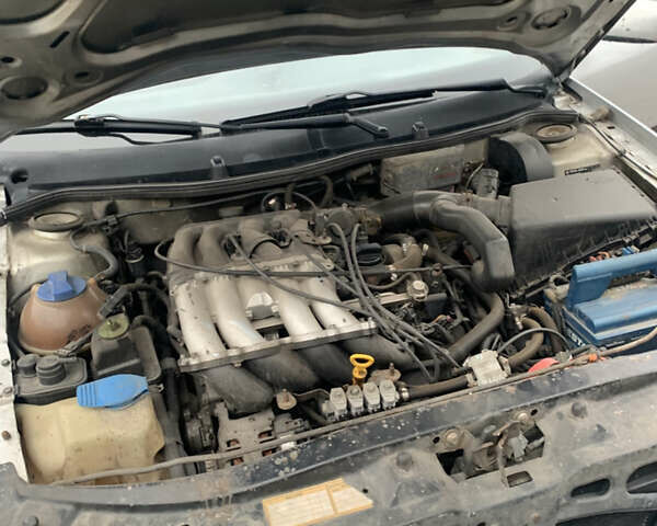 Серый Шкода Октавия, объемом двигателя 1.8 л и пробегом 400 тыс. км за 2900 $, фото 9 на Automoto.ua