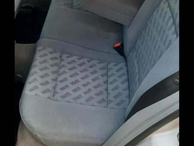 Сірий Шкода Октавія, об'ємом двигуна 1 л та пробігом 258 тис. км за 3900 $, фото 7 на Automoto.ua