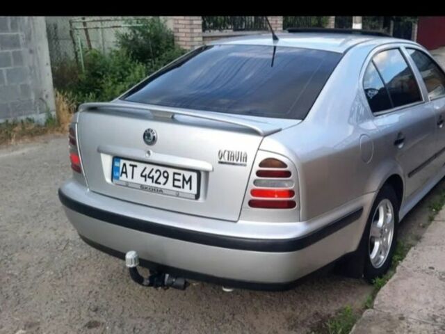 Сірий Шкода Октавія, об'ємом двигуна 1 л та пробігом 258 тис. км за 3900 $, фото 3 на Automoto.ua