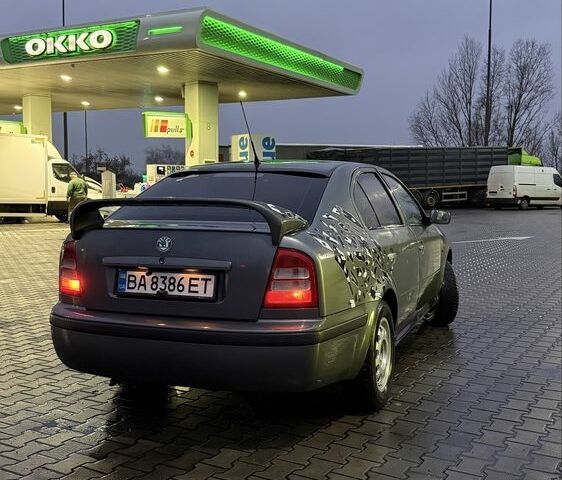 Сірий Шкода Октавія, об'ємом двигуна 1.6 л та пробігом 277 тис. км за 2000 $, фото 4 на Automoto.ua