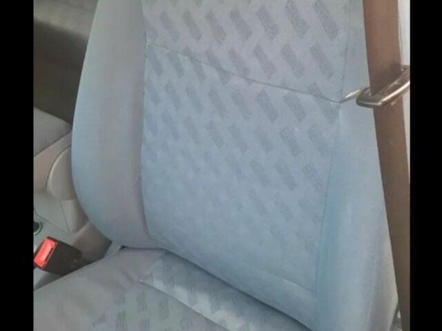 Сірий Шкода Октавія, об'ємом двигуна 1 л та пробігом 258 тис. км за 3900 $, фото 5 на Automoto.ua