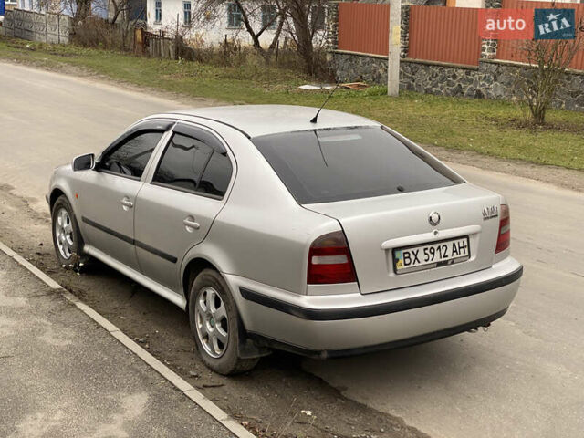 Серый Шкода Октавия, объемом двигателя 1.8 л и пробегом 260 тыс. км за 3000 $, фото 2 на Automoto.ua