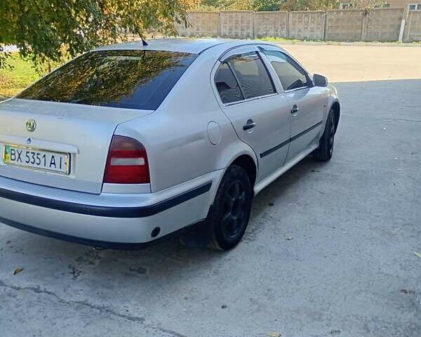 Серый Шкода Октавия, объемом двигателя 0 л и пробегом 252 тыс. км за 2500 $, фото 1 на Automoto.ua