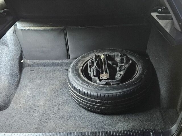 Серый Шкода Октавия, объемом двигателя 2 л и пробегом 428 тыс. км за 2800 $, фото 12 на Automoto.ua