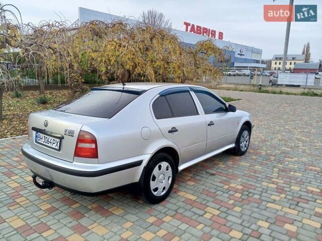 Серый Шкода Октавия, объемом двигателя 1.6 л и пробегом 350 тыс. км за 2999 $, фото 4 на Automoto.ua