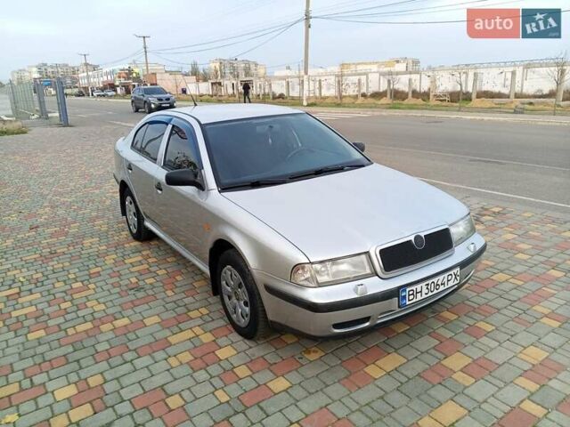 Серый Шкода Октавия, объемом двигателя 1.6 л и пробегом 350 тыс. км за 2999 $, фото 11 на Automoto.ua