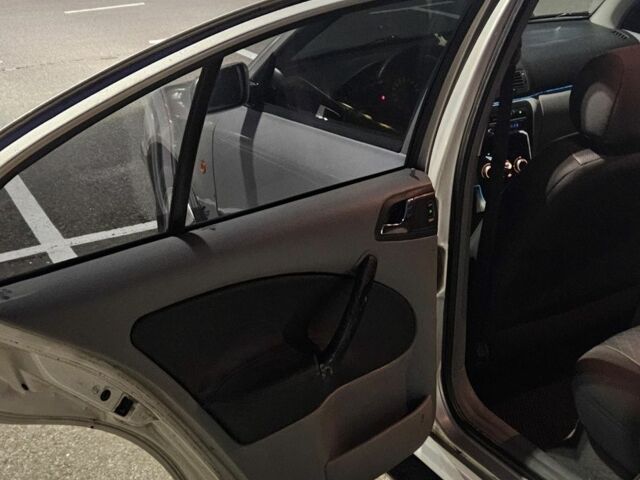 Серый Шкода Октавия, объемом двигателя 2 л и пробегом 428 тыс. км за 2800 $, фото 10 на Automoto.ua