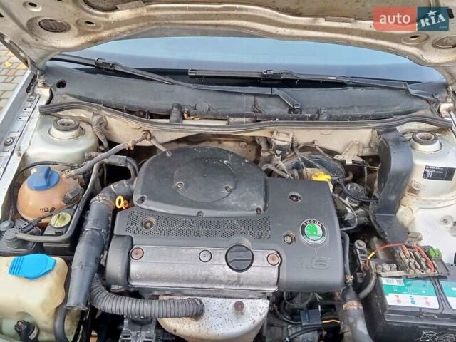 Серый Шкода Октавия, объемом двигателя 1.6 л и пробегом 350 тыс. км за 2999 $, фото 31 на Automoto.ua